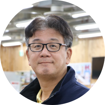 セレサモス麻生店店長